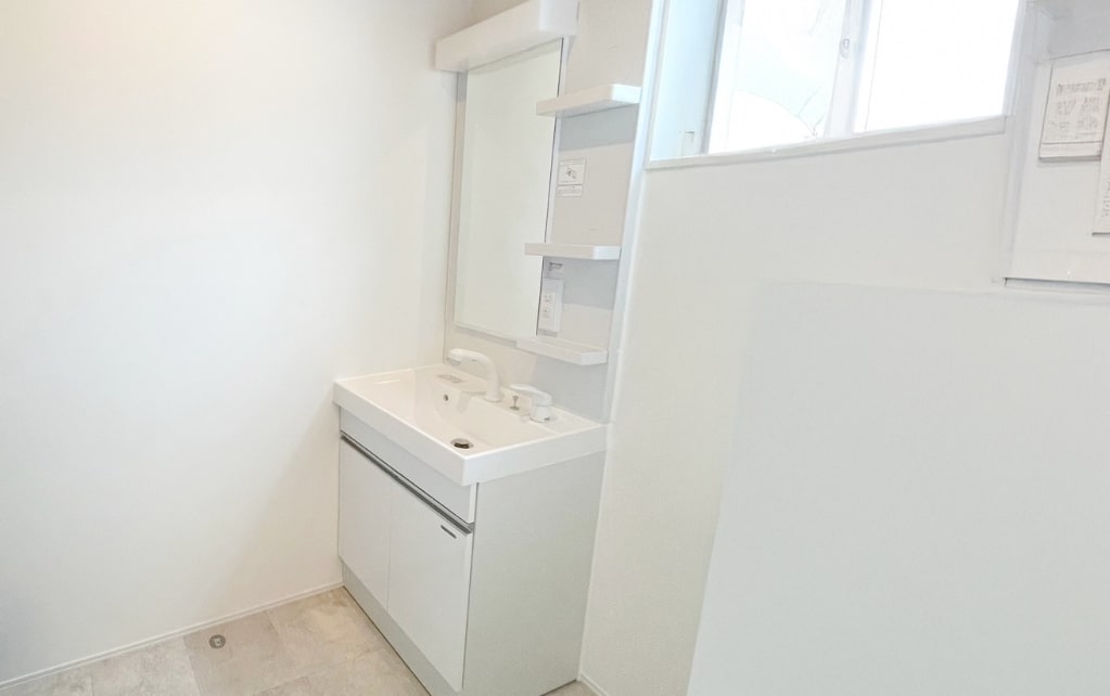 株式会社YAMAMURA 独立型洗面化粧台