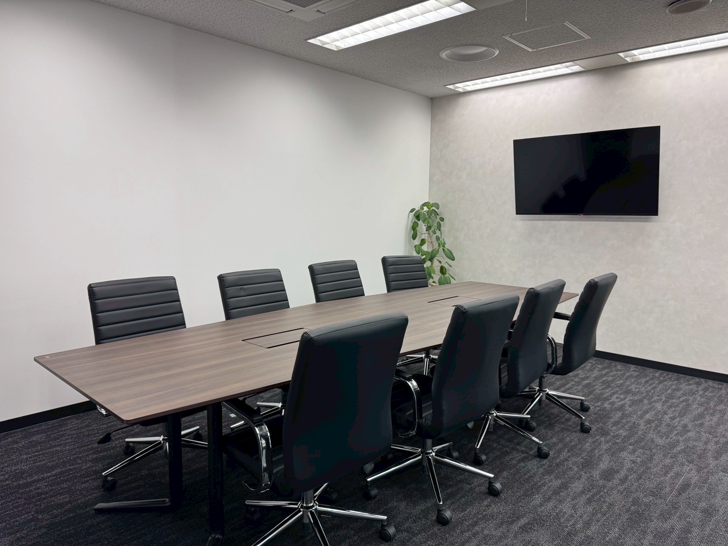株式会社YAMAMURA 会議室